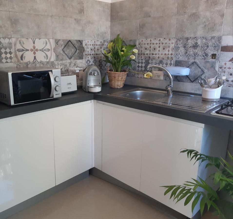 Il Giardino Fiorito Casa Vacanze Alghero Exterior photo