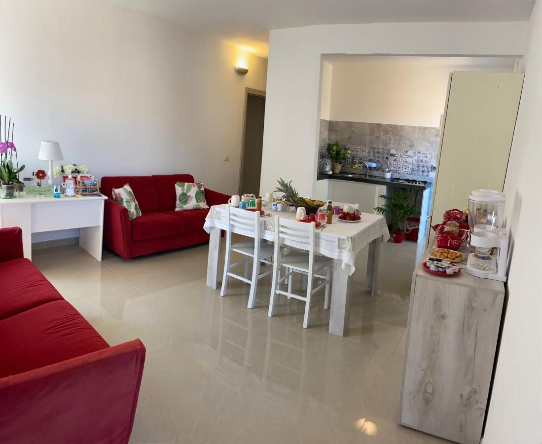 Il Giardino Fiorito Casa Vacanze Alghero Exterior photo